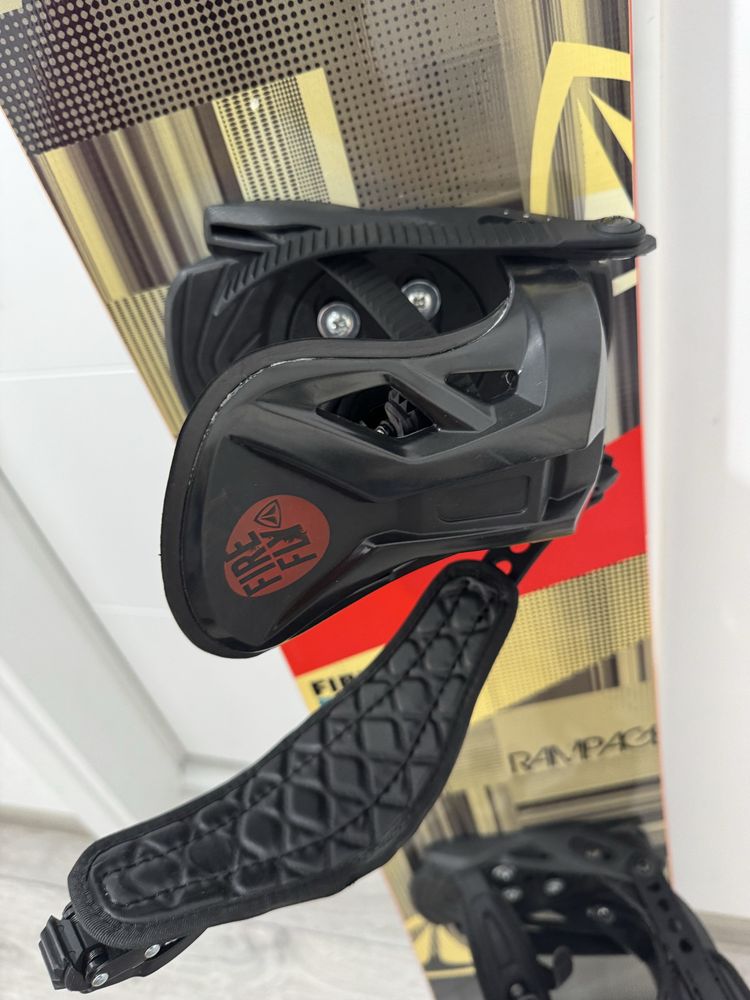 Placa snodboard FireFly cu legaturi