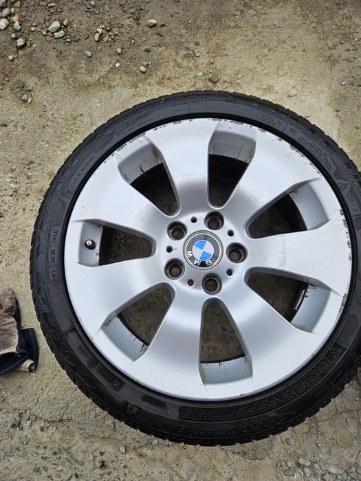 Vând jante originale BMW pe 17
