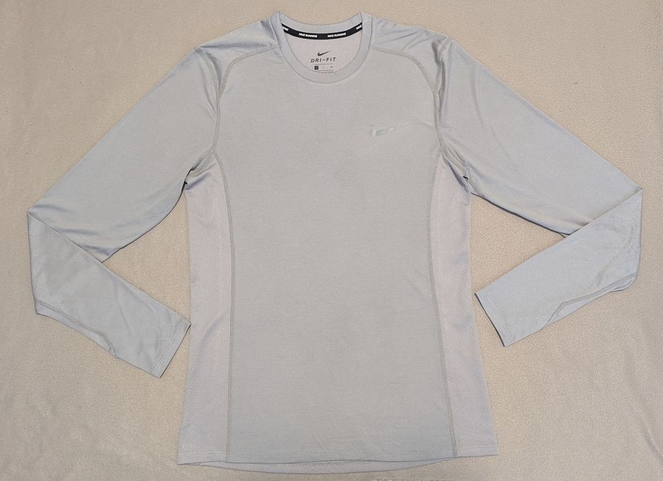 Bluza NIKE bărbat mărimea S dri fit running run barbat man sport bluză