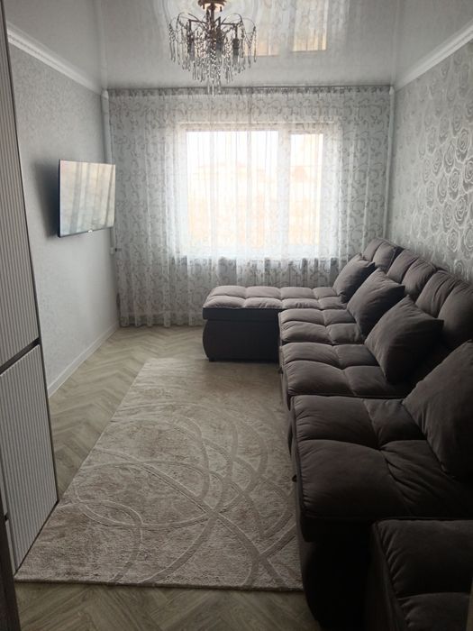 Продам 2 комнатную, благоустроеную квартиру, в доме барачного типа.