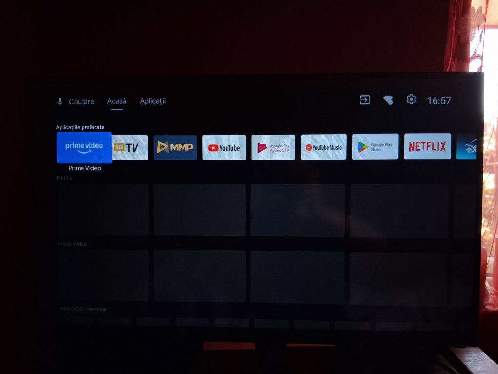 Vând televizor SmartTV foarte bun !