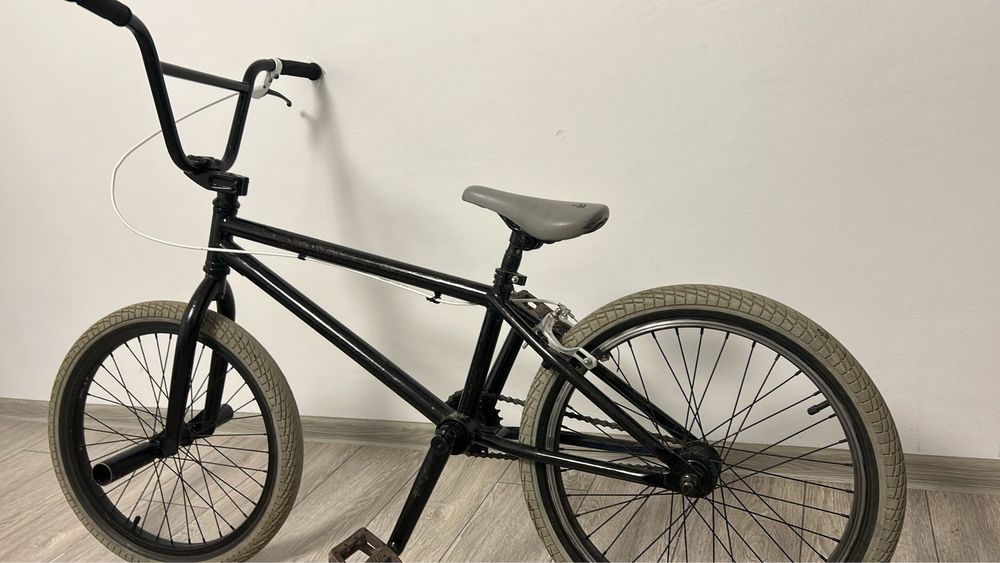 Vand bicicleta BMX