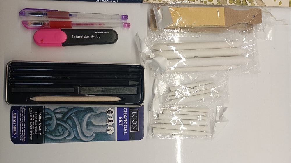 Художнически комплект за начинаещи в рисуването!