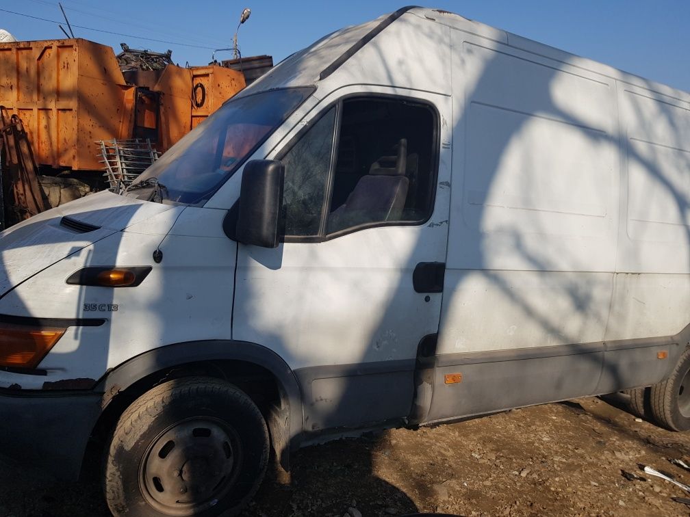 Ивеко 35Ц13 Iveco Daily 35C13 MAXI на части