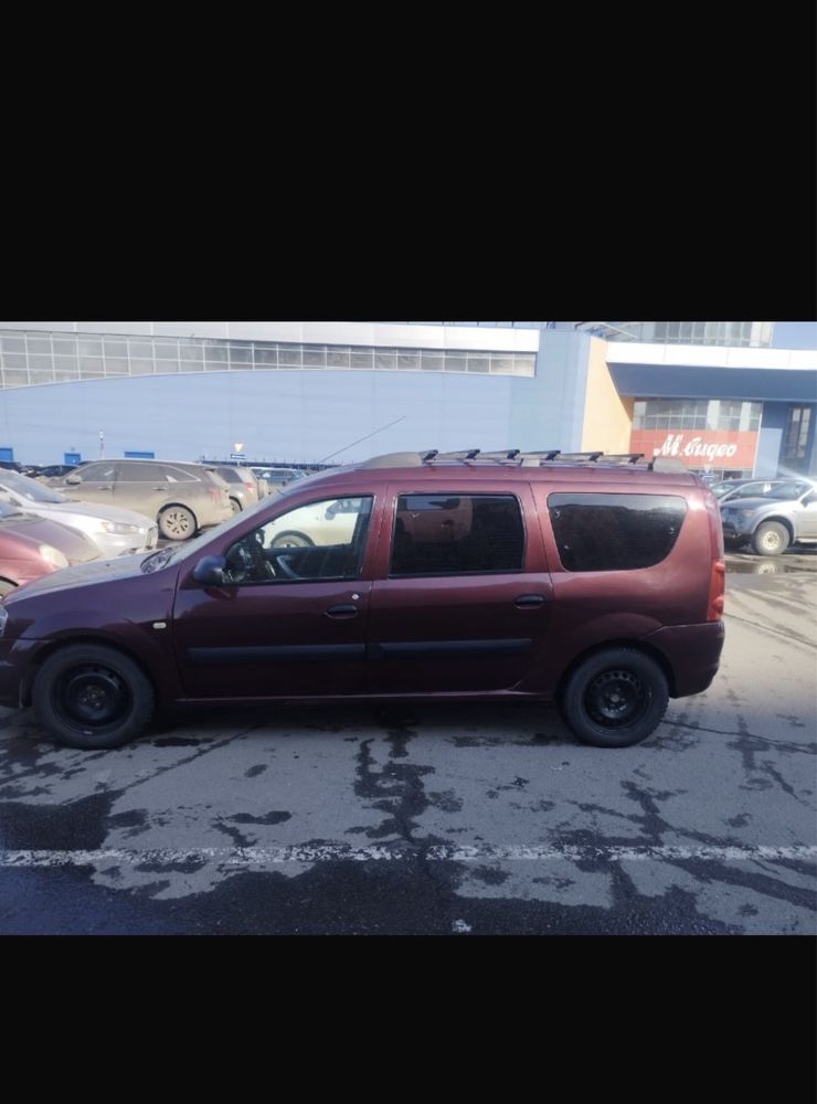 Lada largus  1. 6 reno mator