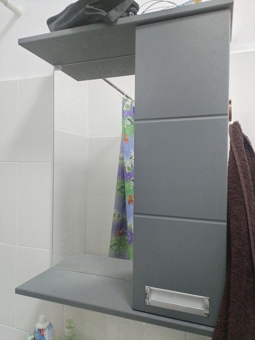 Продам шкафчик для ванной.