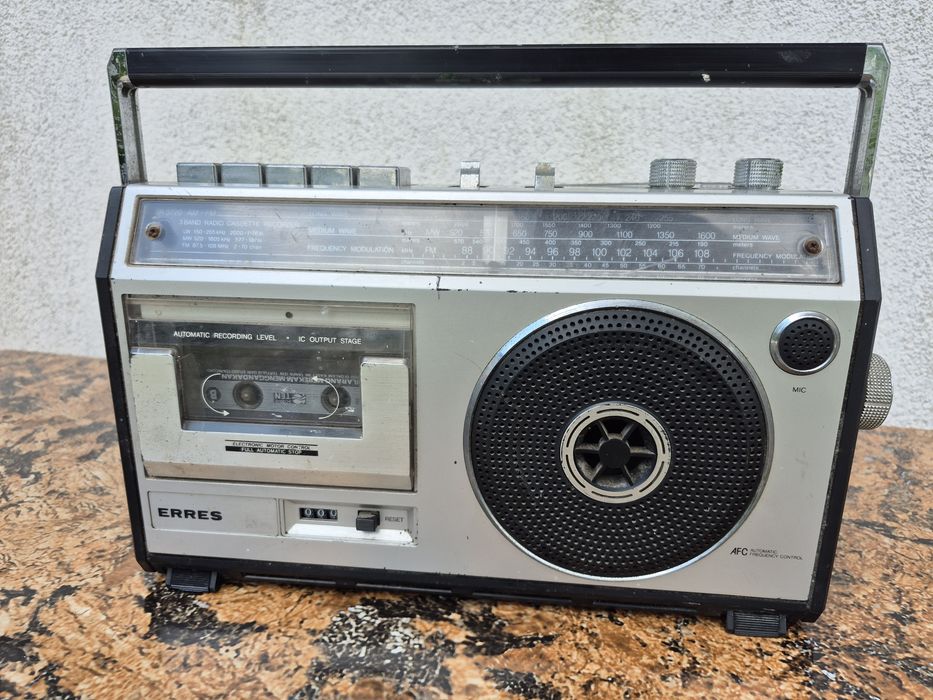 Radio Casetofon marca EREES model TR3720 made in Germany
