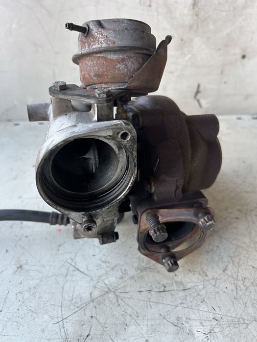 Турбо/турбина за бмв е60 е65 е53 3,0д 218 2260/turbo za BMW 3,0d 218ks