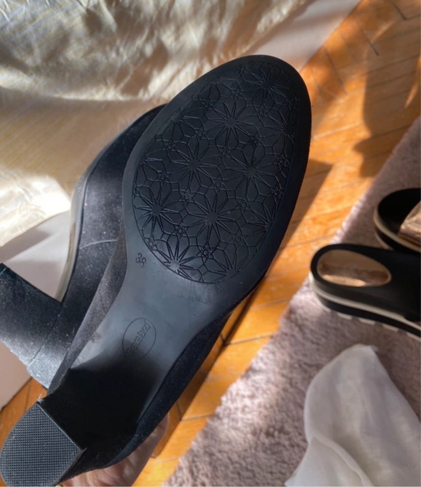 Pantofi cu toc Graceland negri
