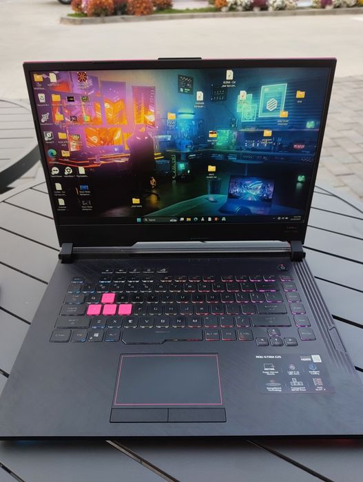 Laptop Gaming Asus Rog Editie Limitata (CyberPunk) i7-10875h RTX2070