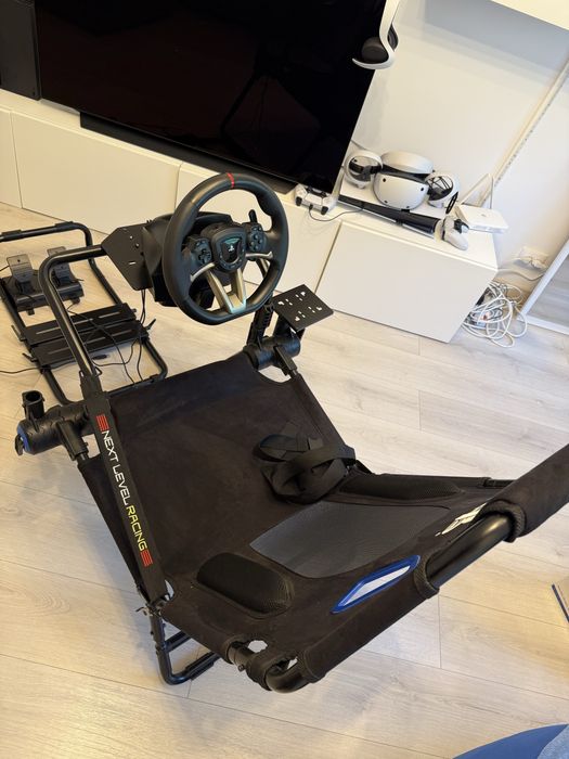 Volan + scaun racing Playstation