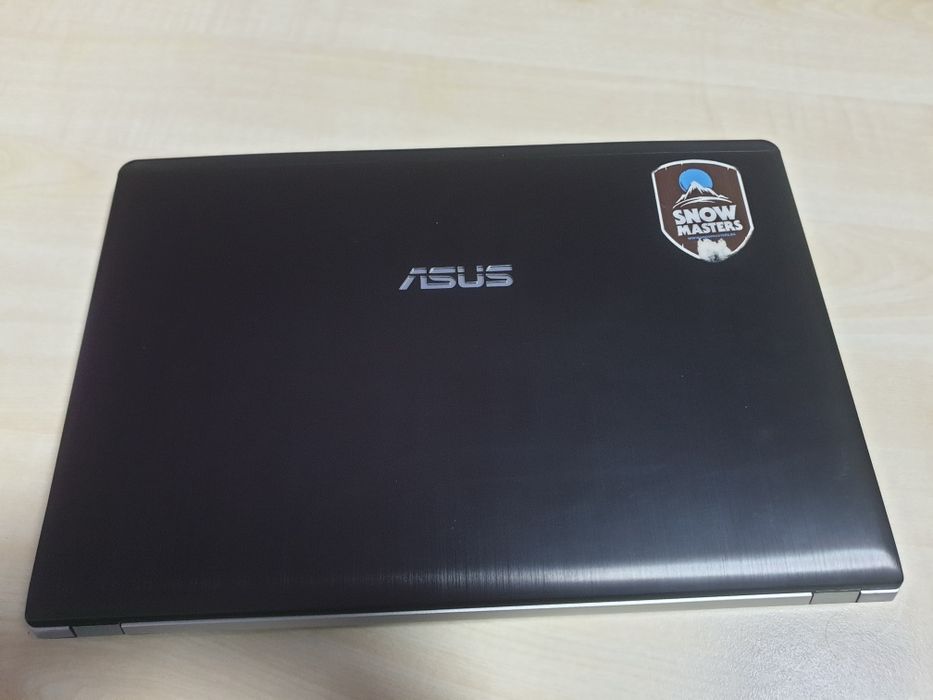 Лаптоп Asus N56VZ 15.6" FHD 8GB i7 GT650M 750gb четириядрен