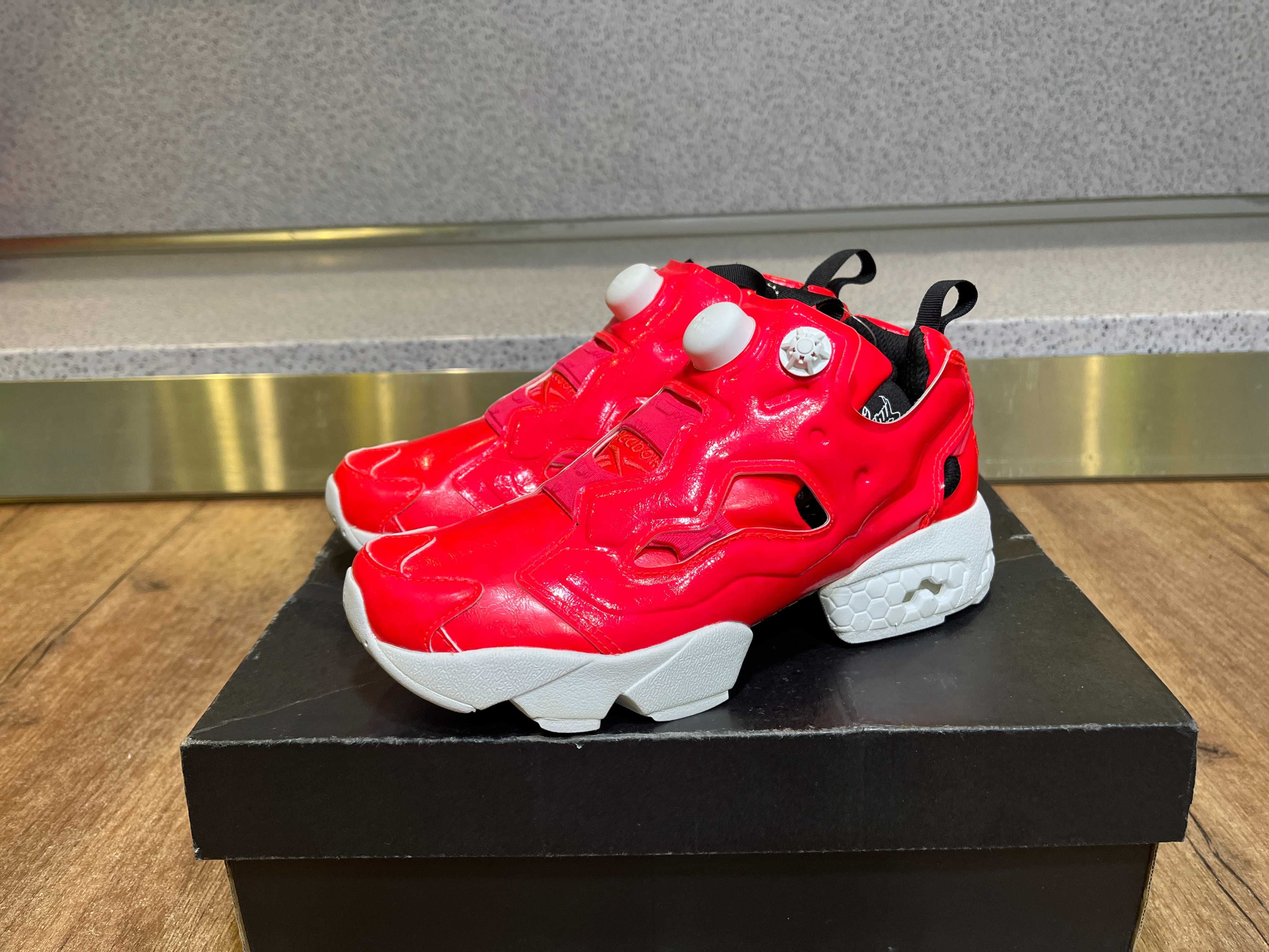 ОРИГИНАЛНИ *** Reebok Instapump Fury OB "Neon Cherry"