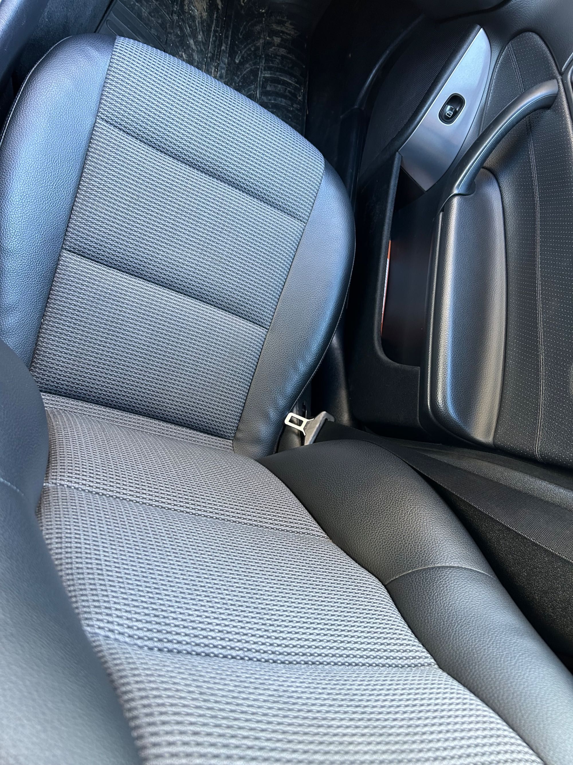 Mercedes Benz C220