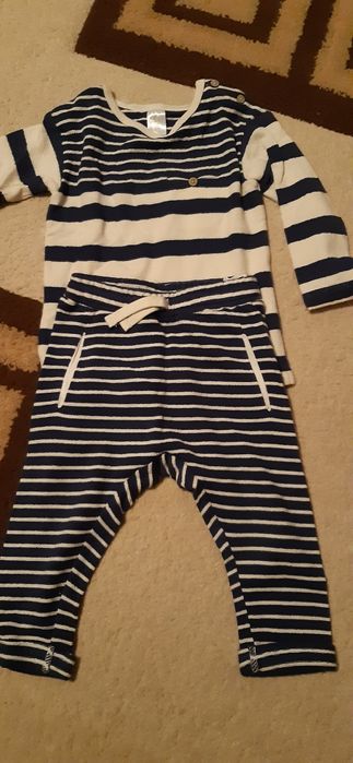 Vând costumase copii