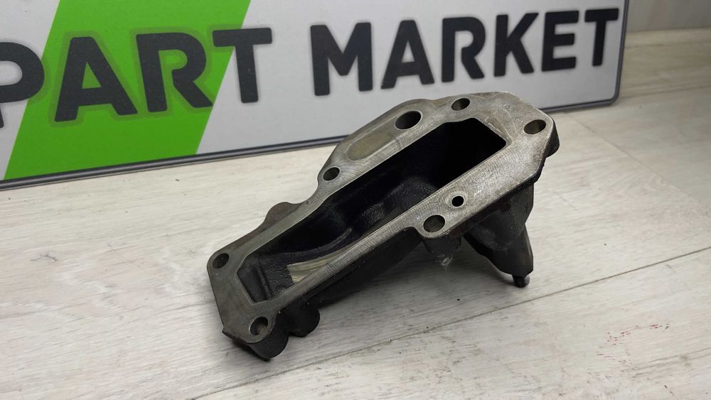 Капак стойка турбо AUDI 3.0TDI GTB 2260VZK