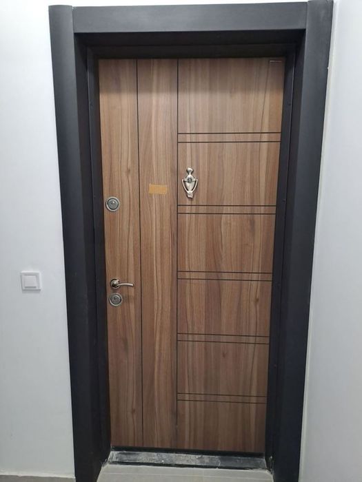 Продава се Двустаен апартамент в София, Студентски град - 80 кв.м за 1975 €/кв.м - Снимка #2