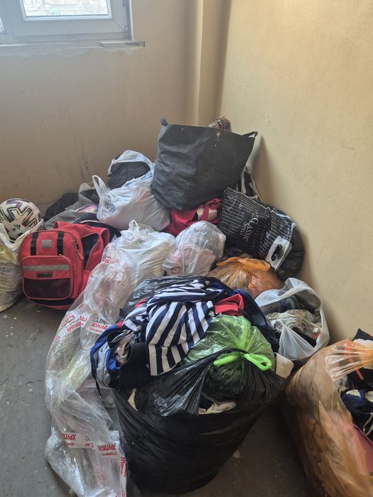 Одежда для всех в хорошем состояний