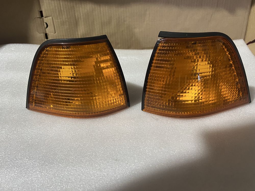 Мигач BMW E36 (ляв и десен) OEM