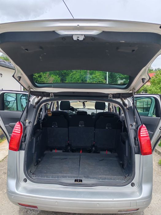 Peugeot 5008, 2012, 7 locuri