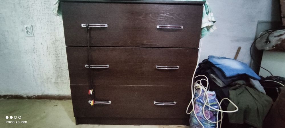 Продам Комод б/у