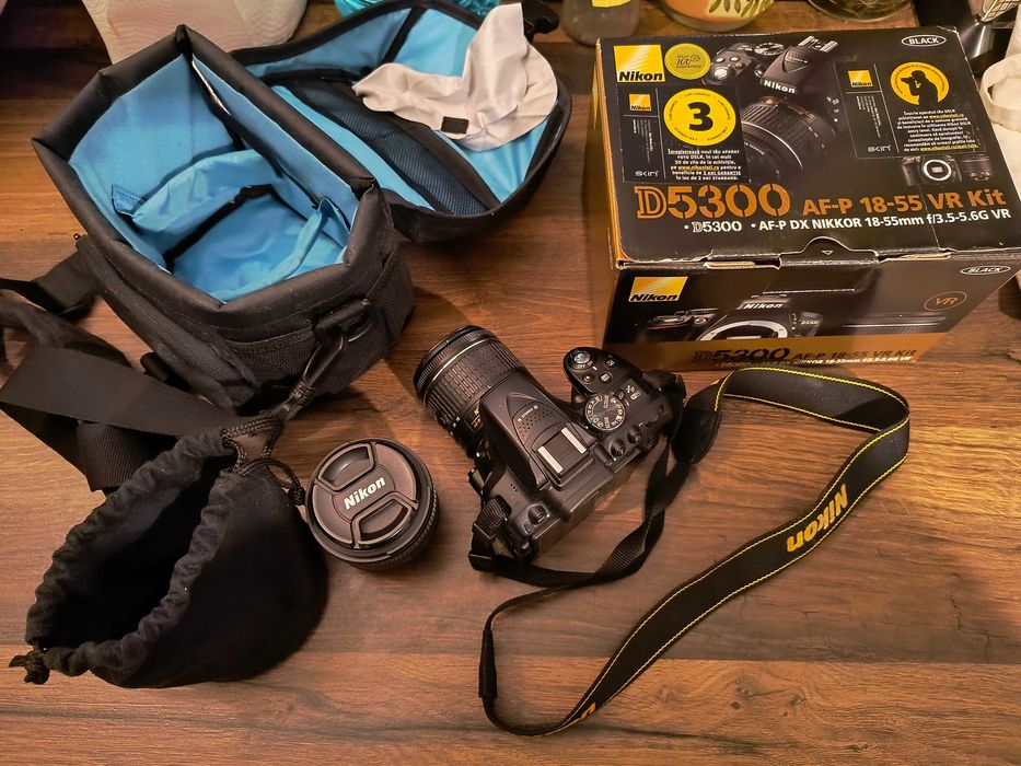 Aparat nikon d5300 af-p 18-55 vr kit