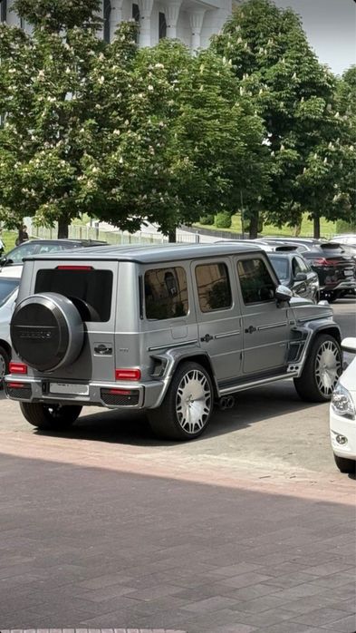 Mercedes Benz G63