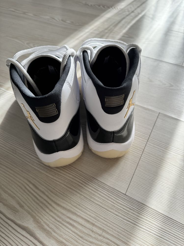 Air Jordan 11  Retro - DMP Gratitude