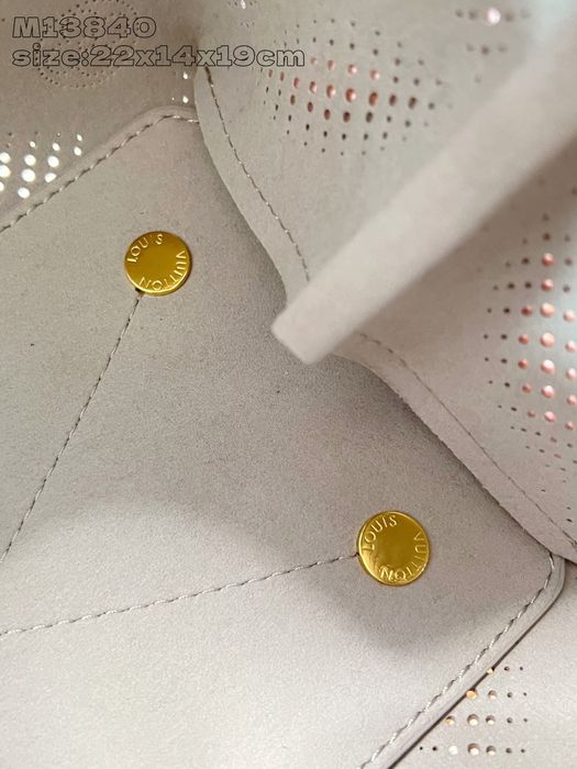 Geanta Louis Vuitton Bella 22cm, tip Premium