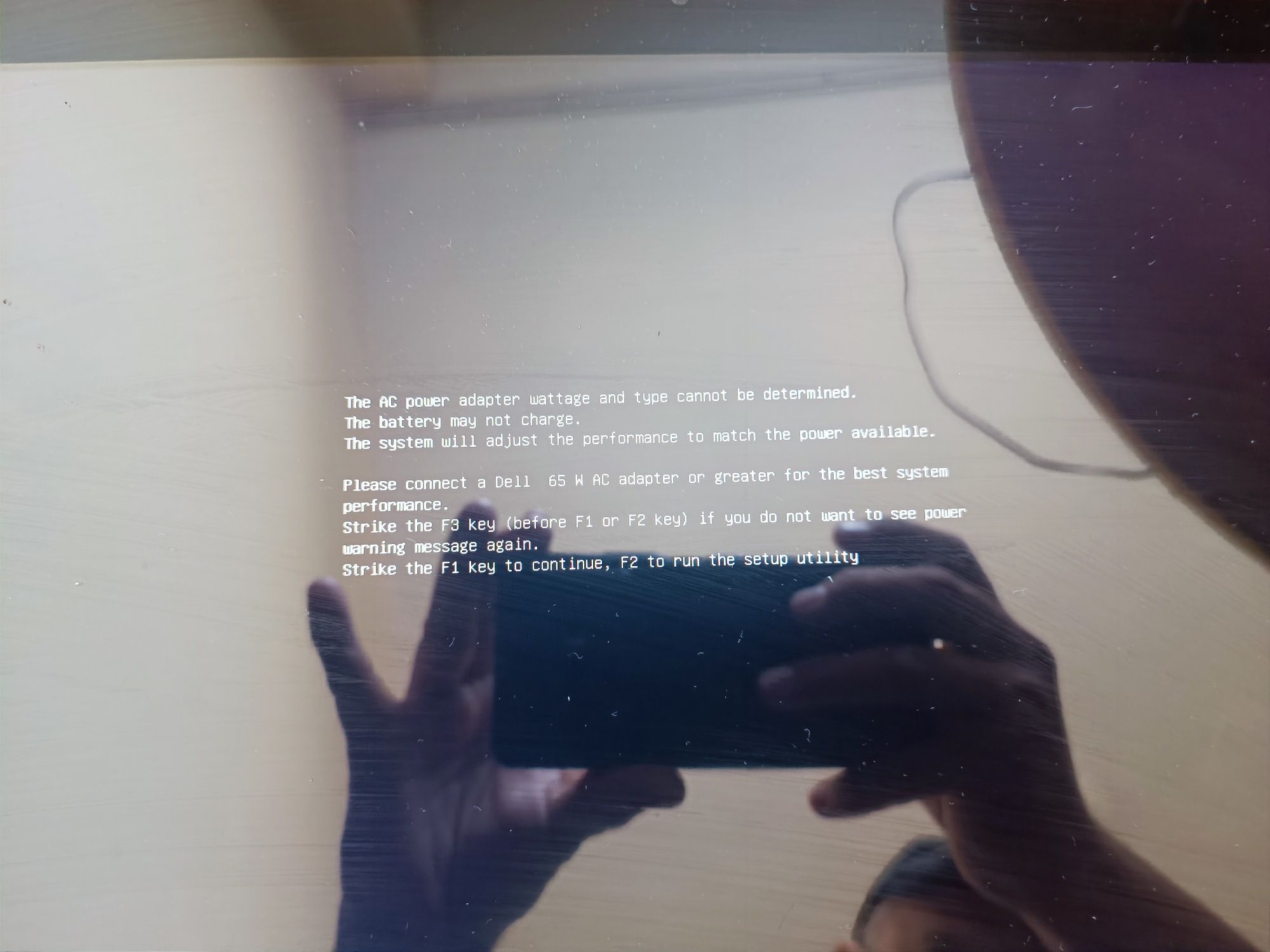 Компютъ също и таблет Dell  работи