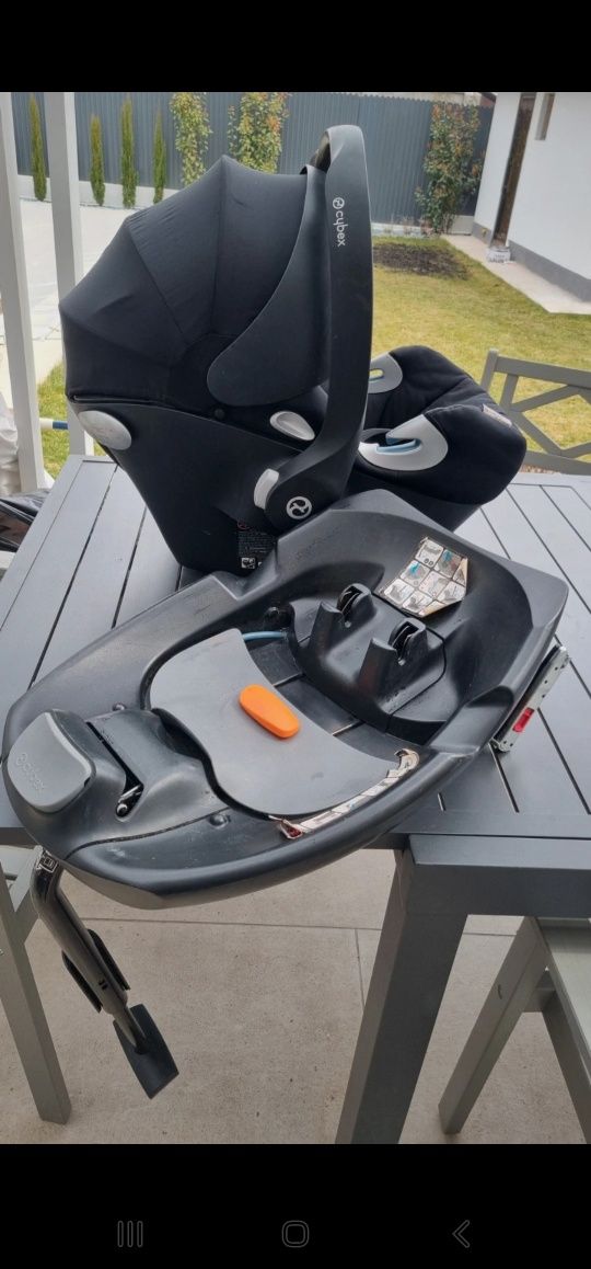 Scoica auto Cybex Aton Q negru cu husa vara cadou