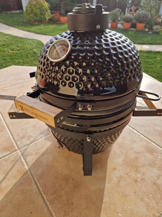 Kamado - Gratar cu afumatoare