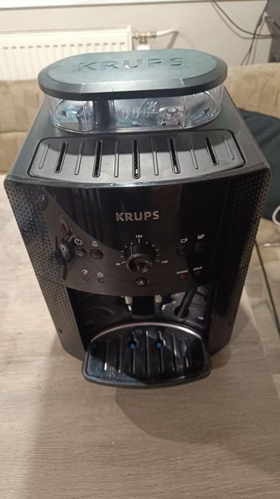Кафемашина KRUPS кафе робот,