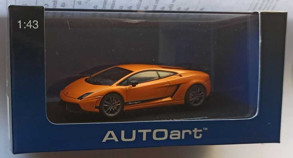 Macheta Lamborghini Gallardo LP 570-4 Superleggera 2010 - AutoArt 1/43