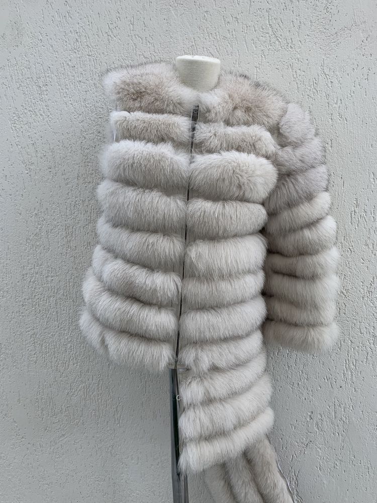 Haina blana naturala vulpe bej model 6 in 1