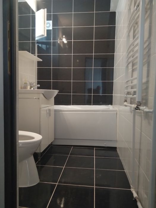 PF. vand apartament cu doua camere deosebit in Rogerius