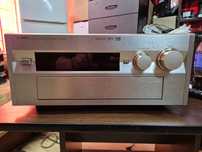 Vand statie amplificator yamaha DSP-AX1