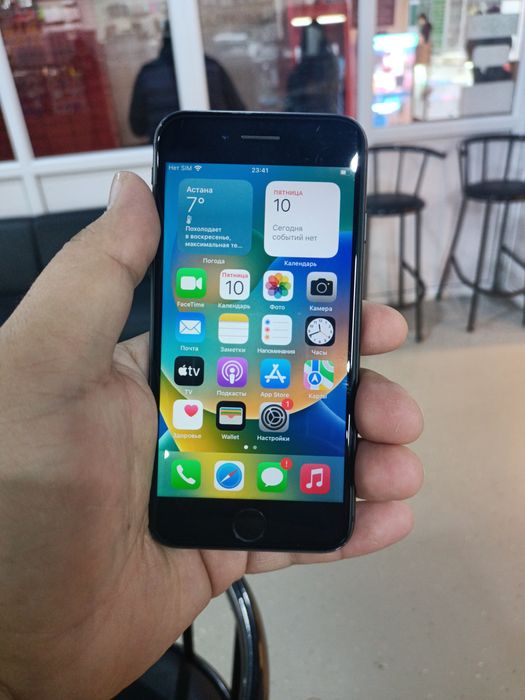 Iphone 8 хорошем состояние
