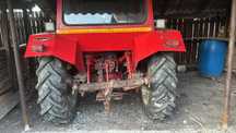 Tractor U445 4x4