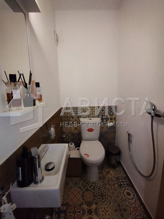 Дава се под наем Тристаен апартамент в София, Център - 135 кв.м за 1000 € - Снимка #11