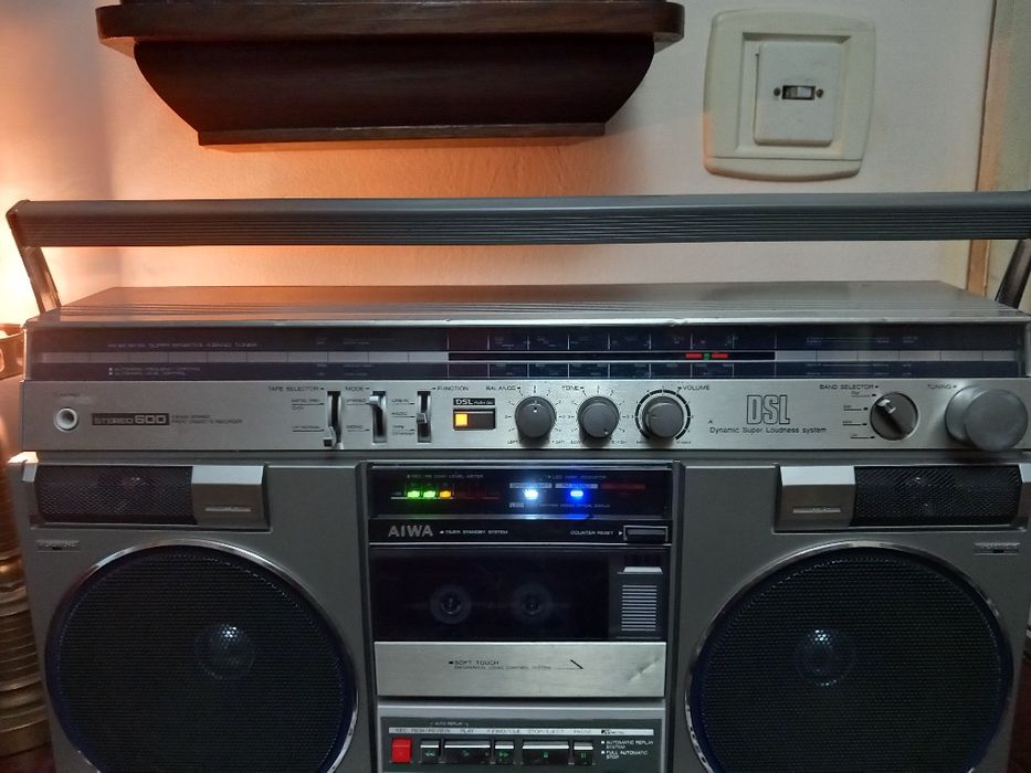 Radio casetofon Aiwa CS-600