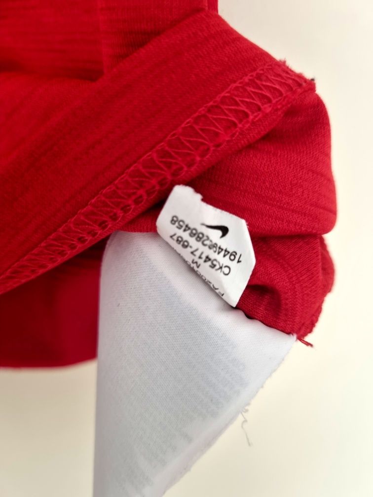 Детска червена тениска Nike 137-147
