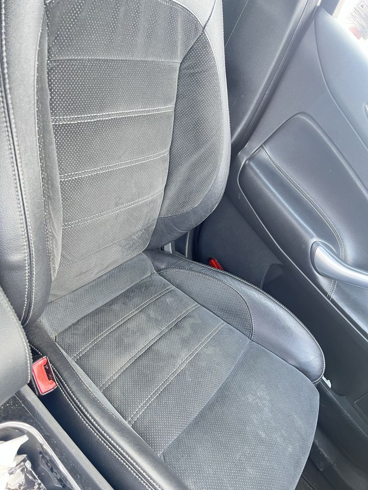 Ford mondeo titanium