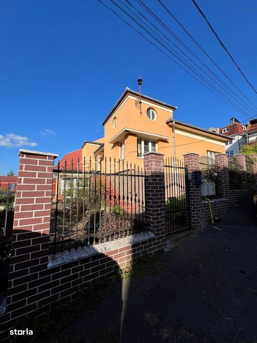 Casă de vânzare | Zonă exclusivistă – Târgu Mureș, Cornișa