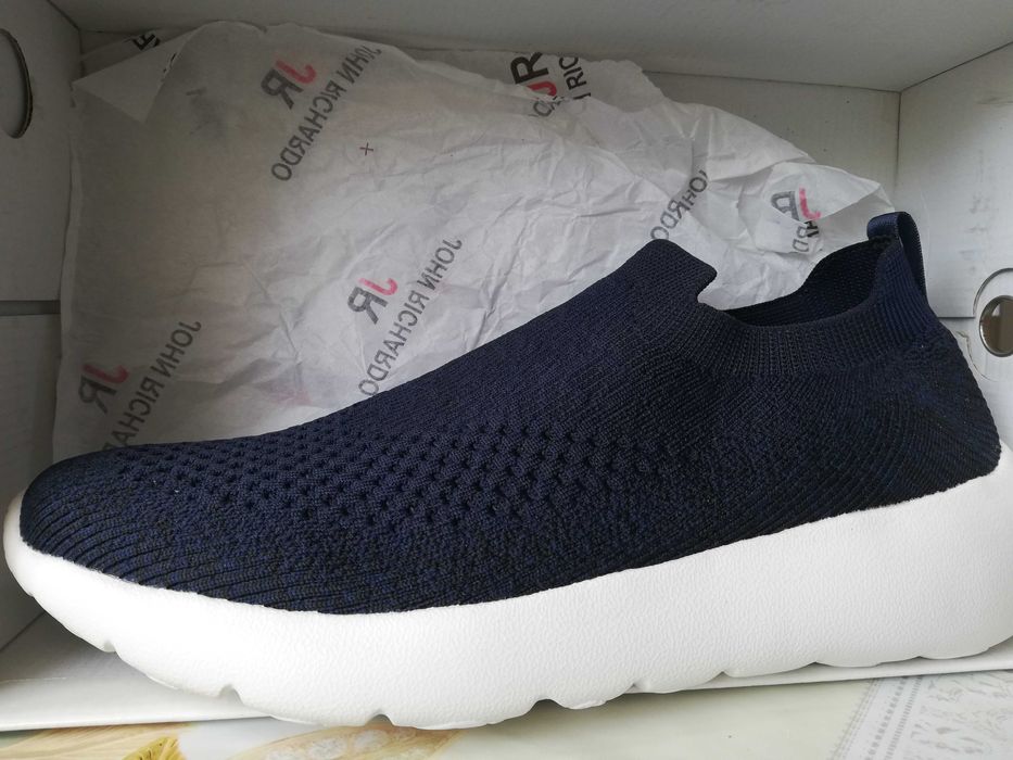 Продам  лёгкие слипоны, фабричный Китай, размер 46