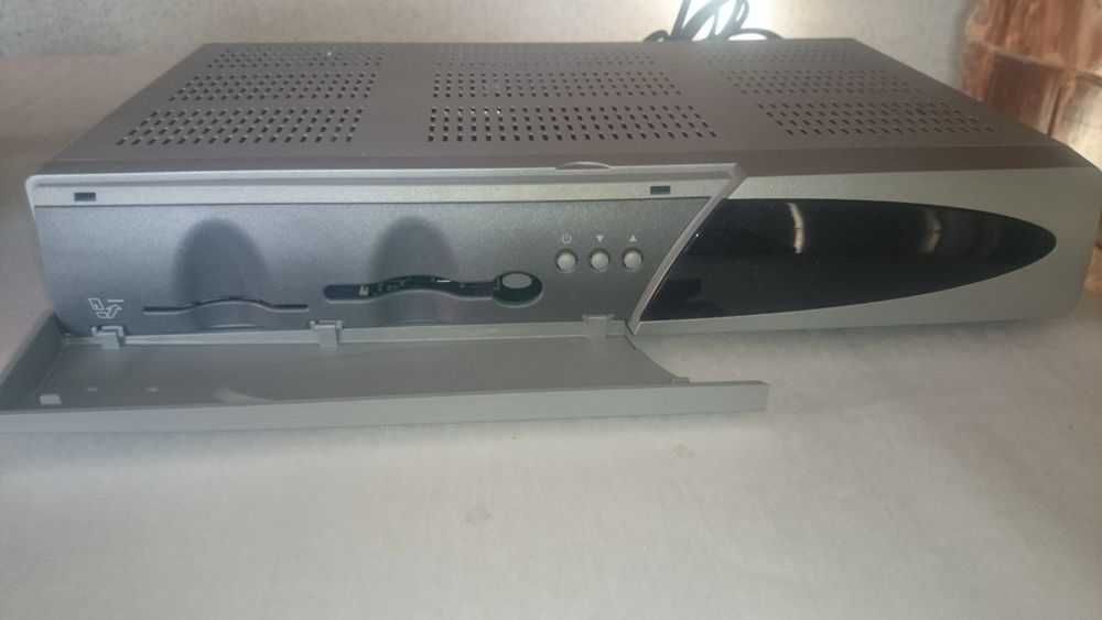 Nokia mediamaster 9902S