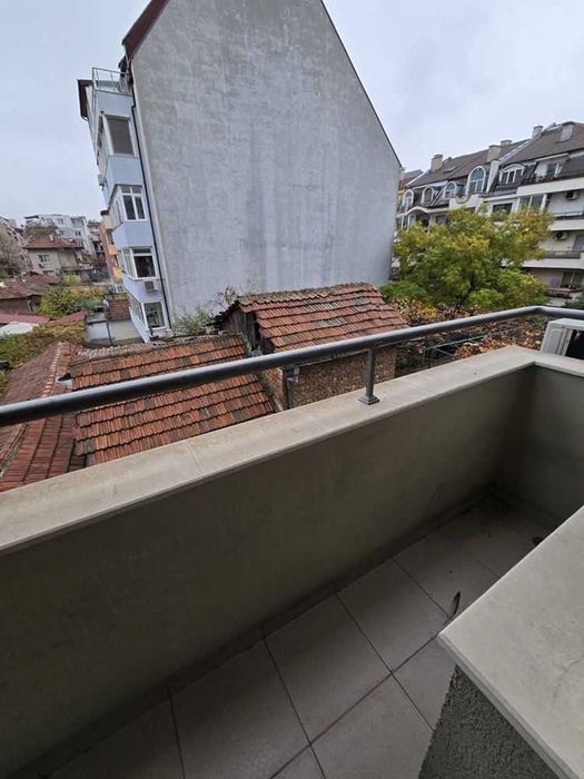 Двустаен апартамент Кючук Париж