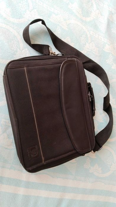 Чанта за лаптоп HP промо цена