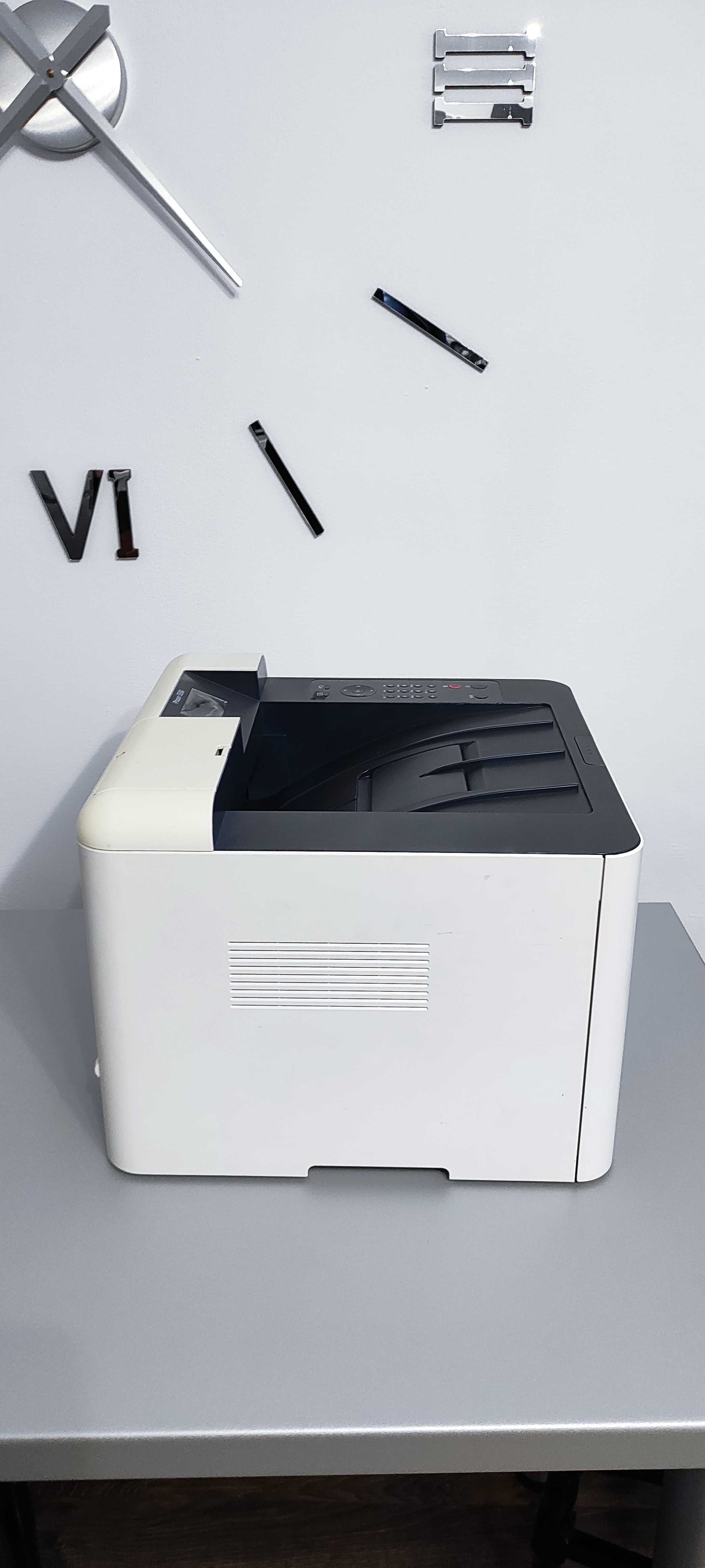 Imprimanta laser / cu toner Xerox Phaser 3330 / 80.000 copii pe luna