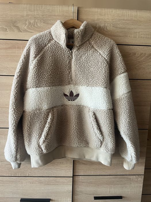 Пухесто горнище Adidas размер S